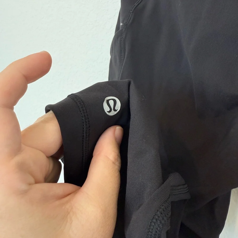 Lululemon Speed Up Tight *Full-On Luxtreme 28" Black Size 8 - Picture 7 of 7